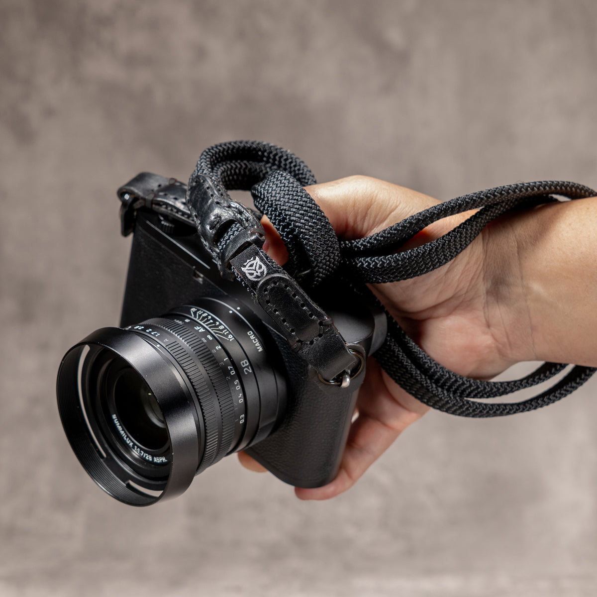 No Slice Steel Core Trailflex Adjustable Camera Strap - Stealth