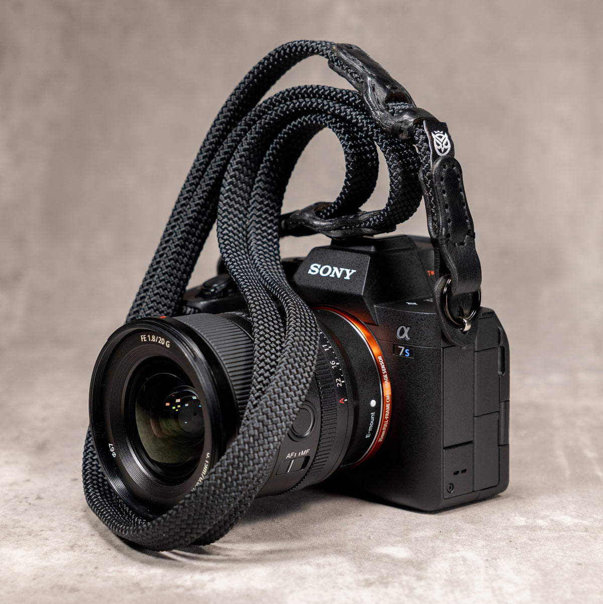 No Slice Steel Core Trailflex Adjustable Camera Strap - Stealth