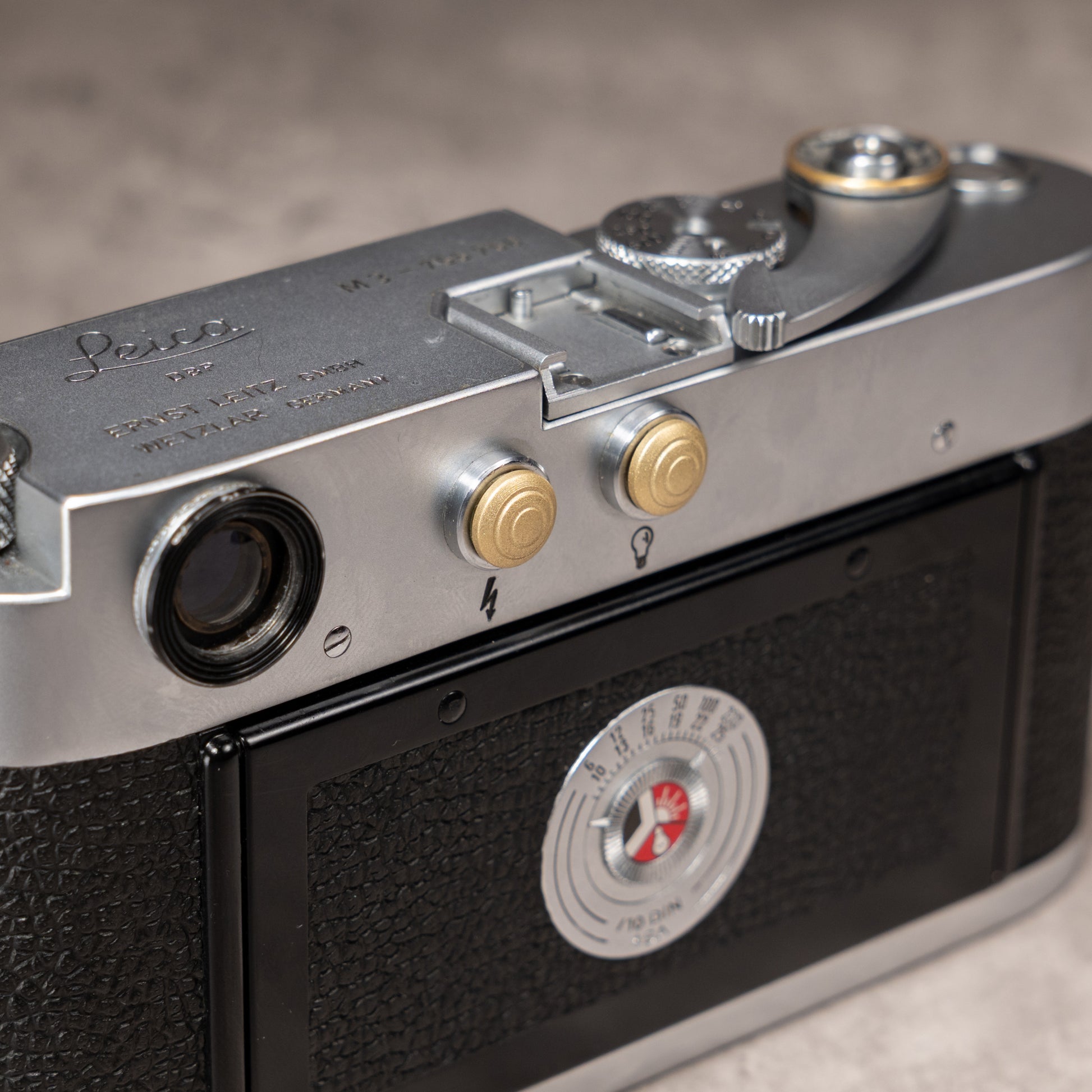 Leica PC Sync PortPlugs for Analogs