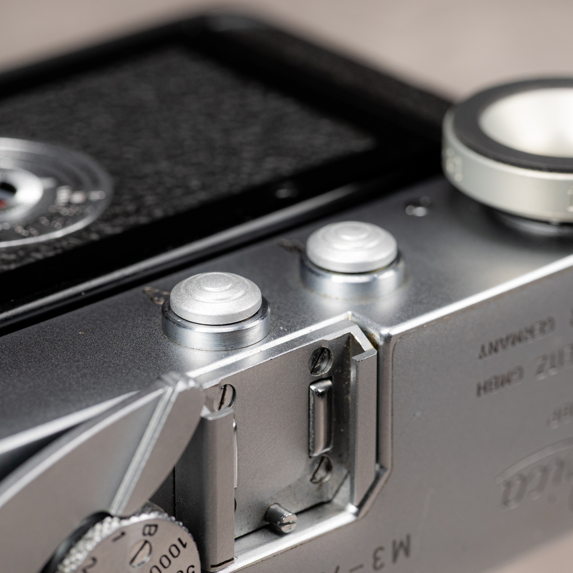 Leica PC Sync PortPlugs for Analogs