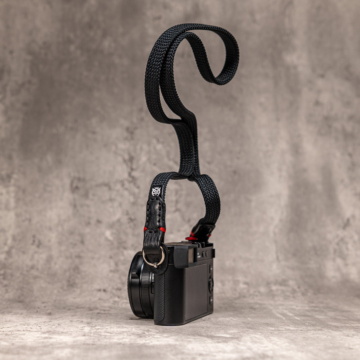 No Slice Steel Core Flat Rope Camera Strap - Black with Red Accent
