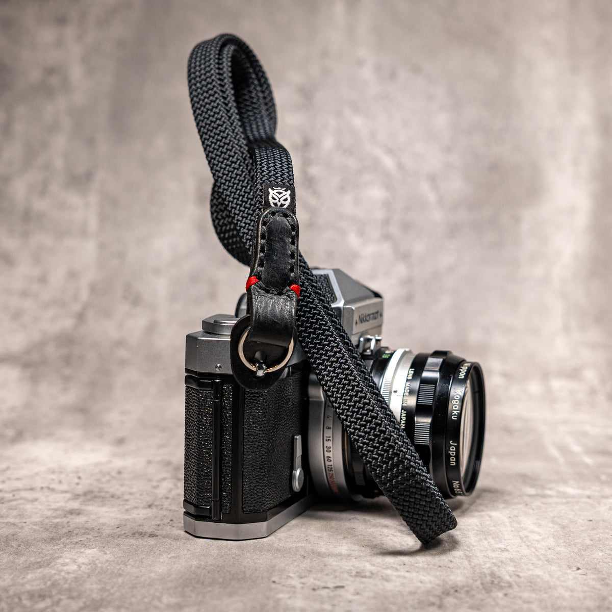No Slice Steel Core Flat Rope Camera Strap - Black with Red Accent