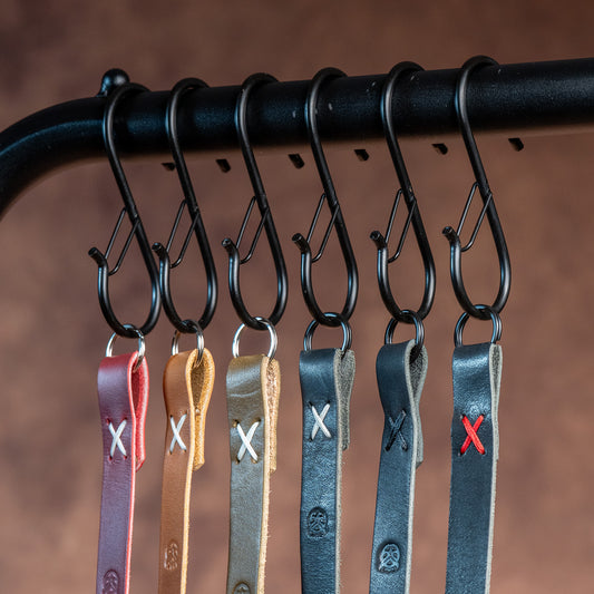 The Perch Self-Standing Strap Display