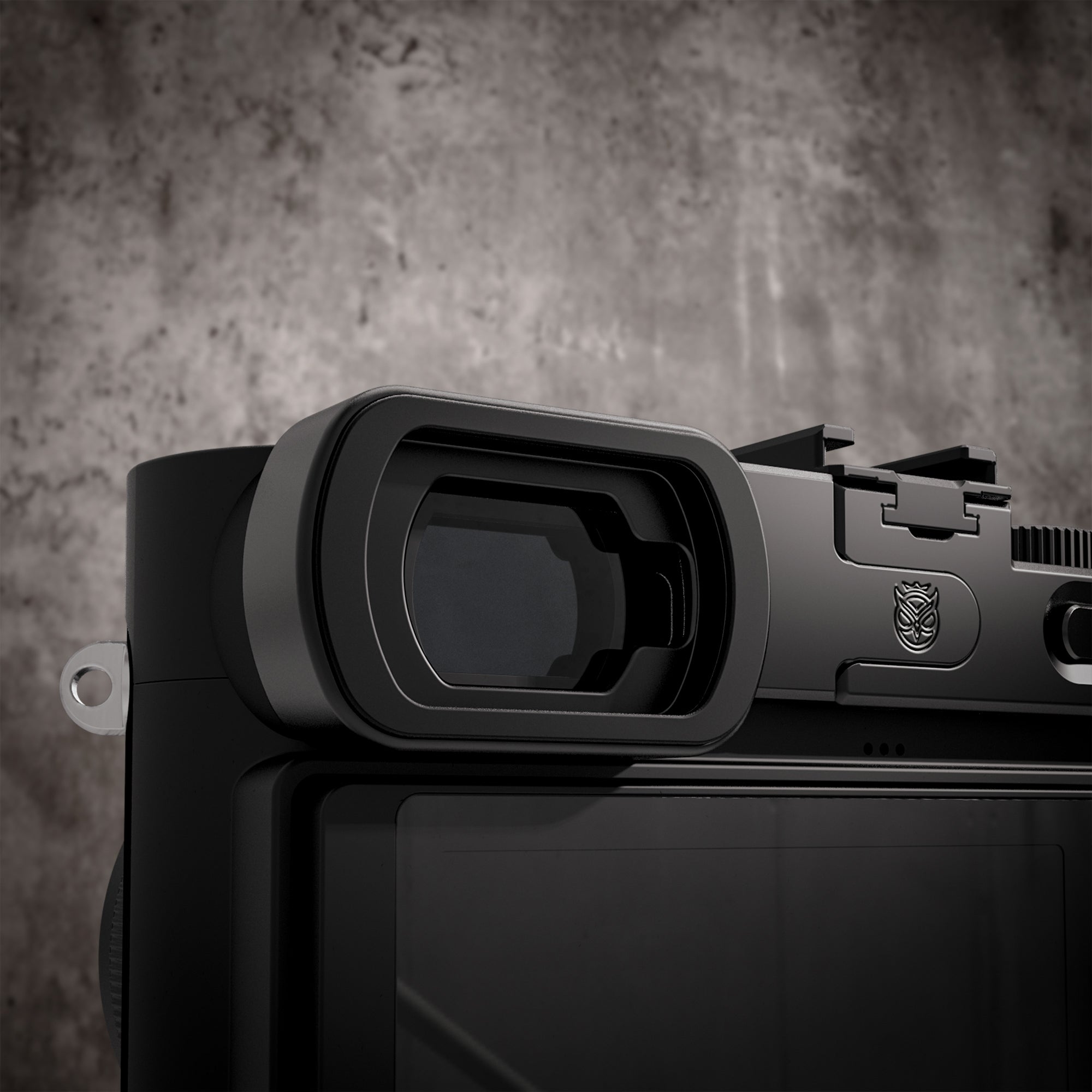 EyeKup For Leica Q2 & Q3 Black Chrome (Requires a HotGrip) – Owlkrown
