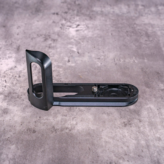 FlexGrip for Leica Q — Black Chrome plate, Black Chrome grip