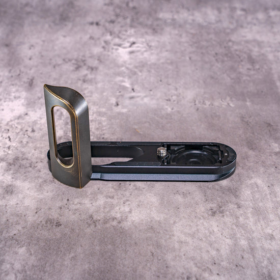 FlexGrip for Leica Q — Black Chrome plate, Black Patina grip