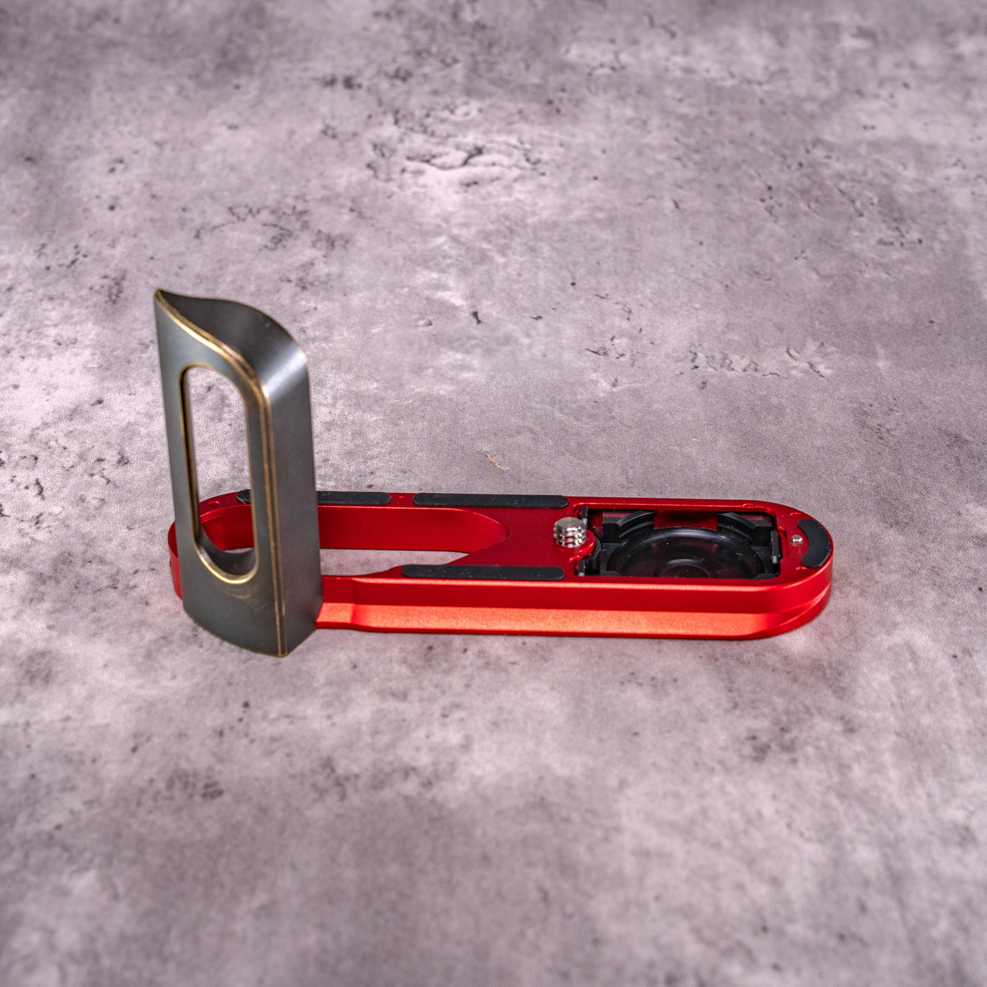 FlexGrip for Leica Q — OxBlood plate, Black Patina grip