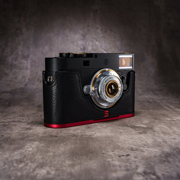 FlexCase for Leica M11, M EV1 - Black Chrome - OxBlood Plate