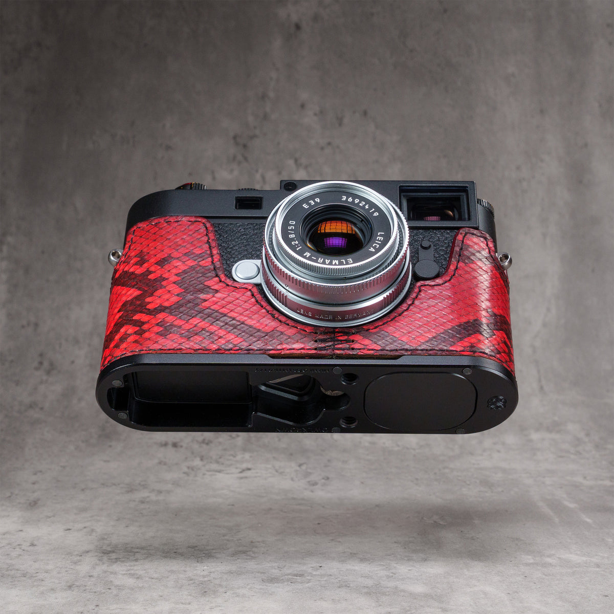 Red Python FlexCase on a Leica M11, base