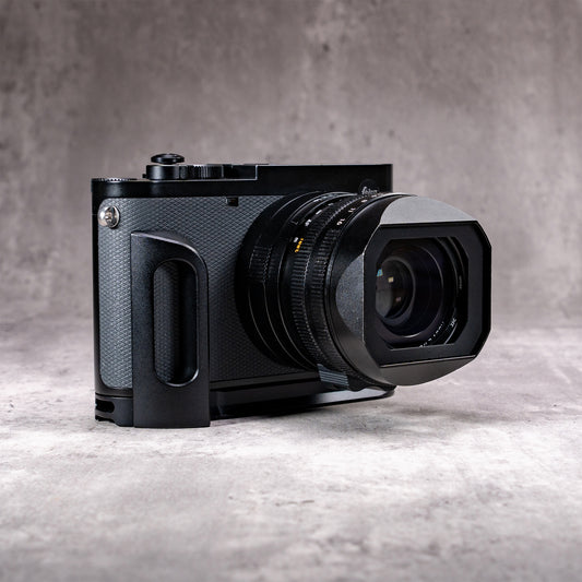 FlexGrip For Leica Q2 & Q3 - Black Chrome
