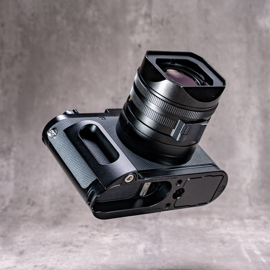 FlexGrip For Leica Q2 & Q3 - Black Chrome