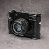 A Leica M10 with the FlexGrip fitted, three quarter view with the lens