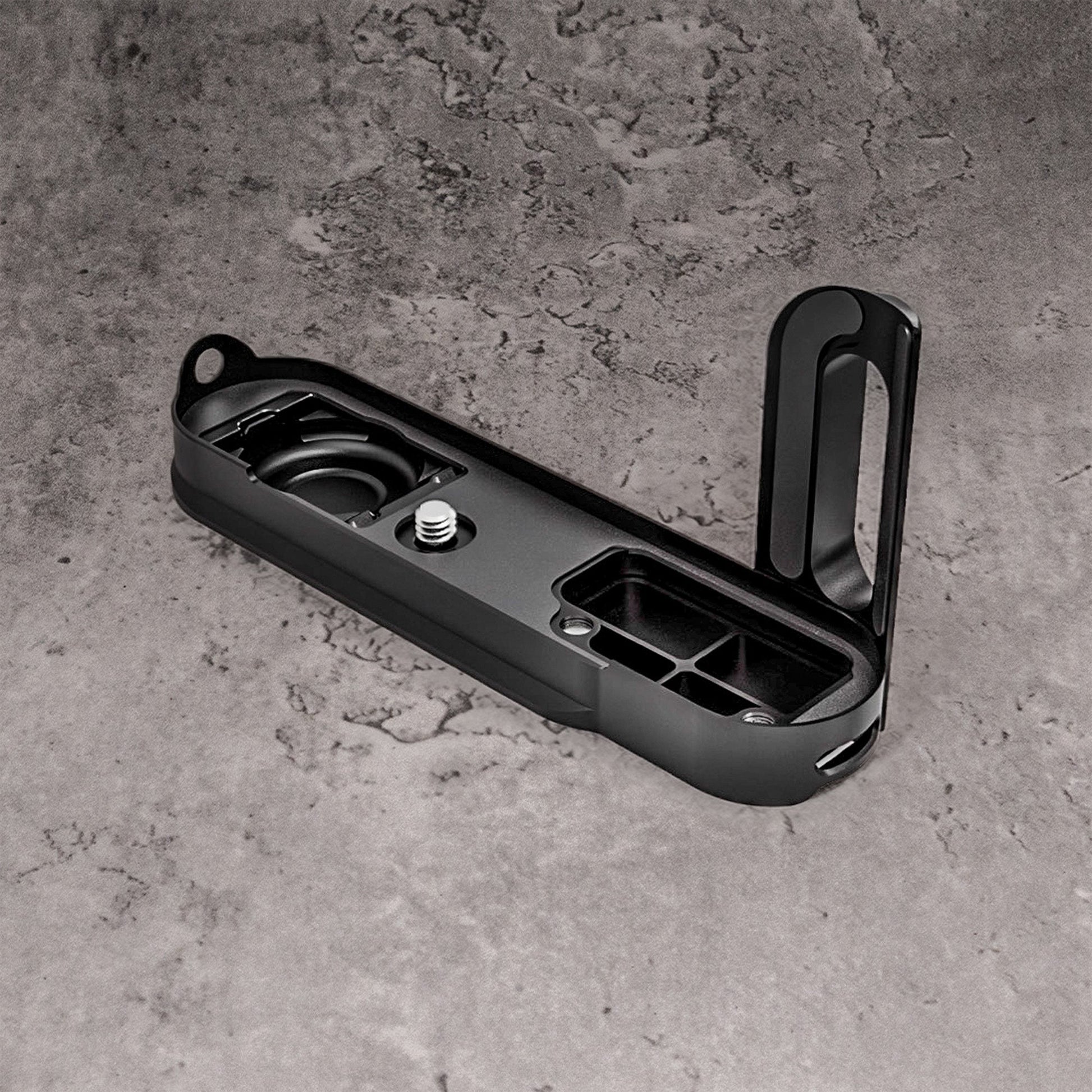 The FlexGrip for the Leica M10 at an angle, showing the Arca profile around the perimeter