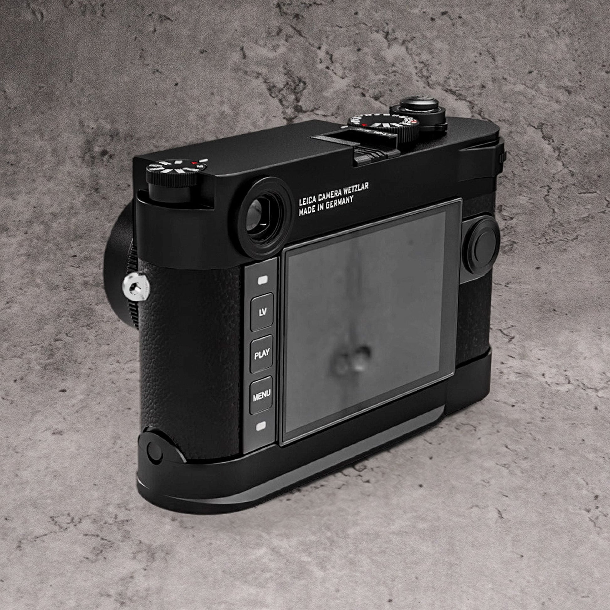 A Leica M10 with the FlexGrip fitted, seen from the back