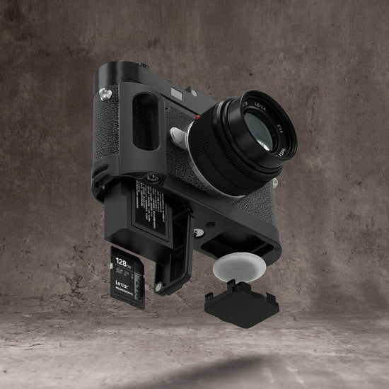 Black Chrome FlexGrip shown apart from the Leica M10 with the plate, memory card and cap