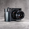 Black Chrome FlexGrip fitted to a Leica M10, front three quarter view