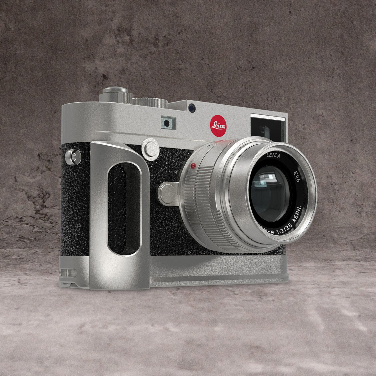Silver Chrome FlexGrip fitted to a Leica M10, seen from the front