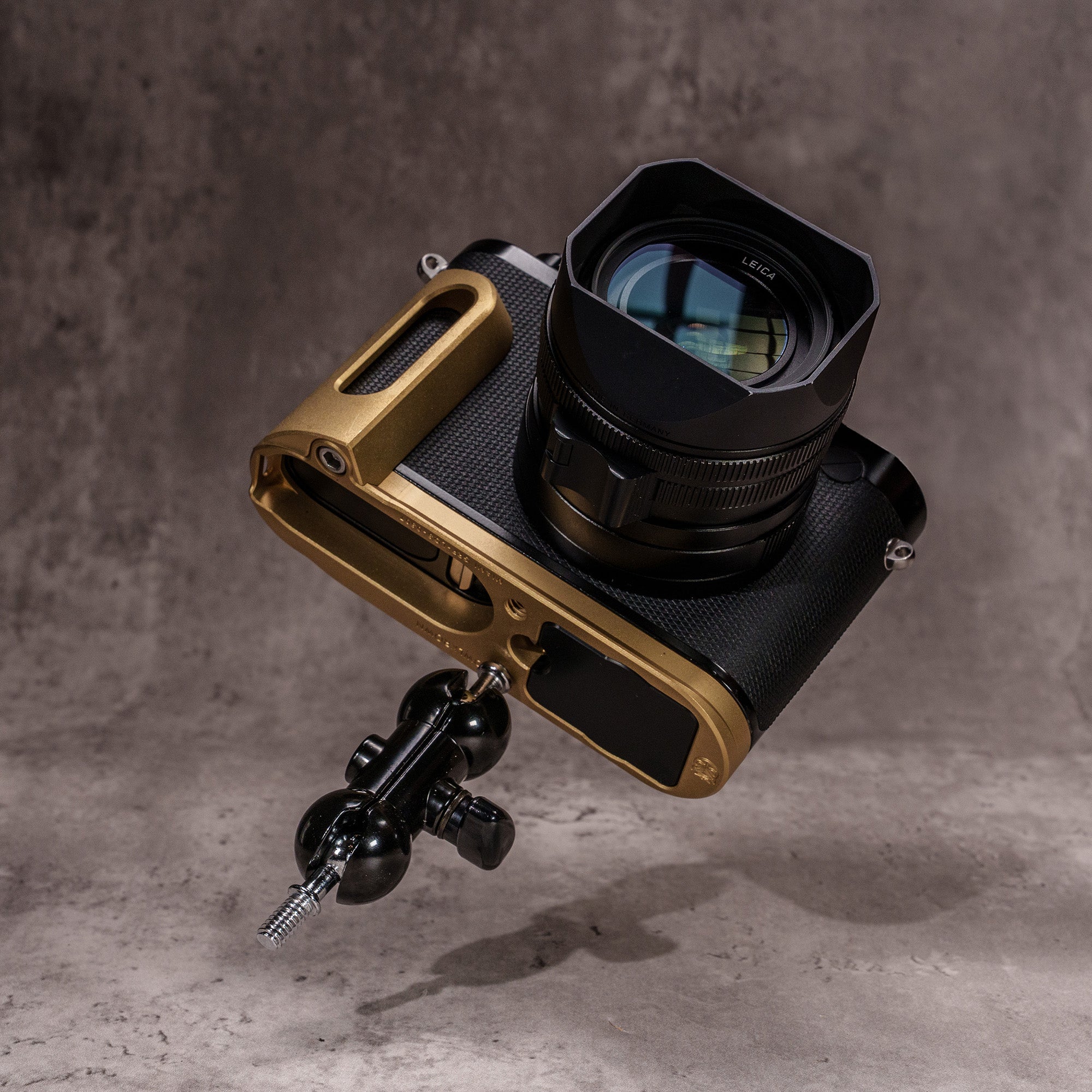 FlexGrip for Leica Q2 & Q3 | Camera Grip | Owlkrown – Owlkrown