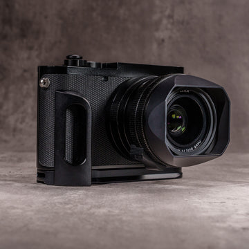 FlexGrip For Leica Q2 & Q3