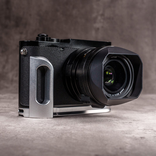 FlexGrip For Leica Q2 & Q3 - Silver Chrome