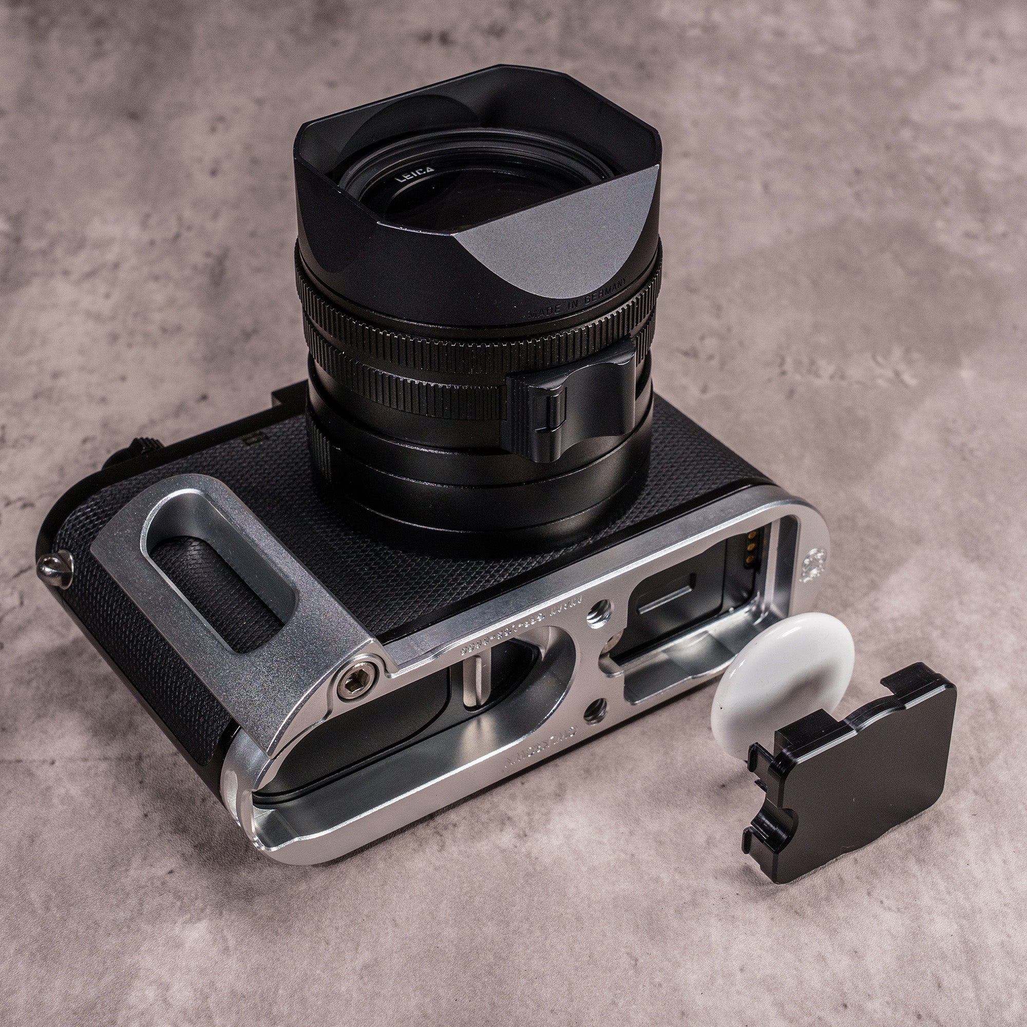 FlexGrip for Leica Q2 & Q3 | Camera Grip | Owlkrown – Owlkrown