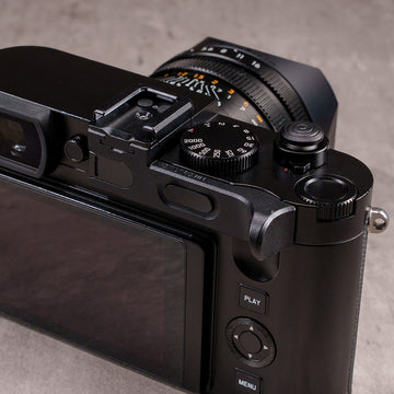 HotGrip for Leica Q2 & Q3 - Black Chrome
