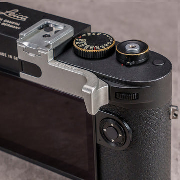 HotGrip for Leica M10, M11 & M EV1 - Silver Chrome