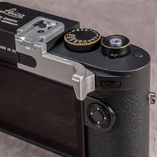 HotGrip for Leica M10, M11 & M EV1 - Silver Chrome