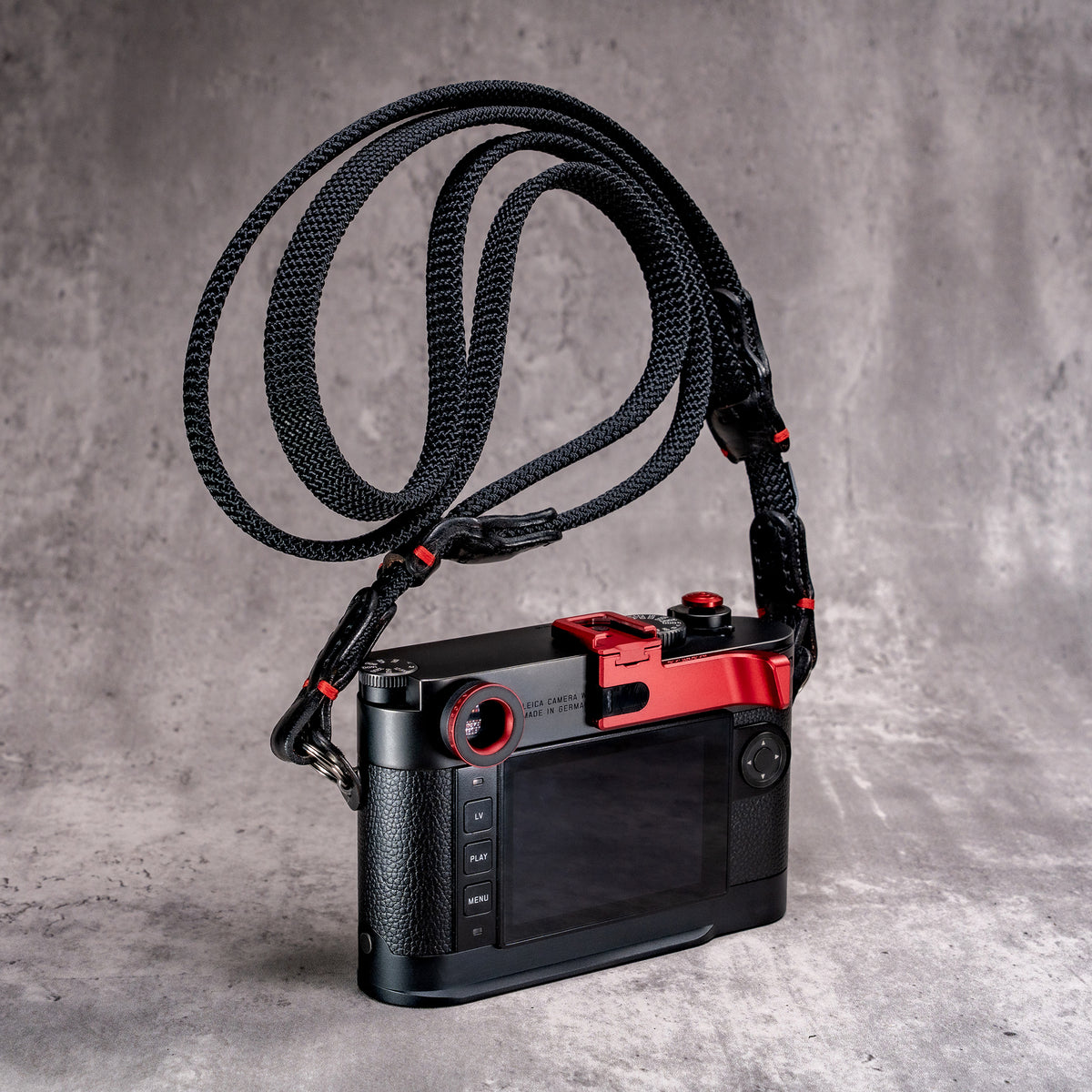 M.O.A.K. for Leica M10 in OxBlood