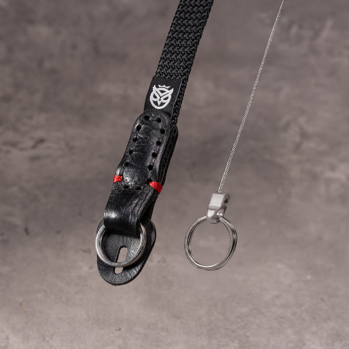 Stainless steel anti-cut cable joined to the split ring by Owlkrown CableLink