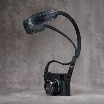 Classic Flat Padded Rope Camera Strap - Black Swamp