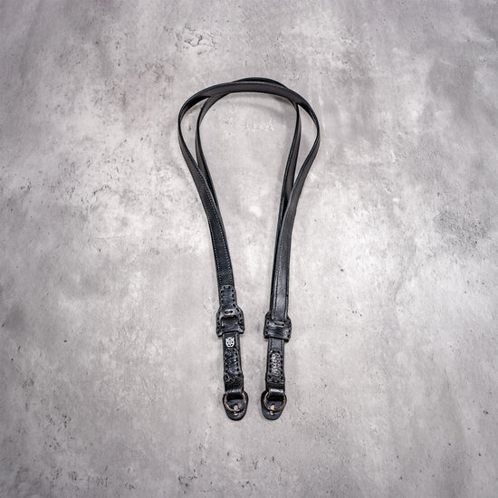 Trailflex Leather strap in Stealth laid out full length with split ring ends