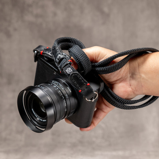 No Slice Steel Core Trailflex Adjustable Camera Strap - Black with Red Accent