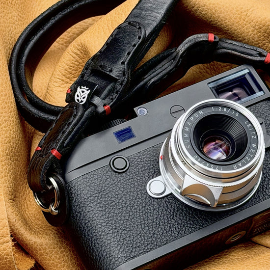 Trailflex Leather strap ends with red stitching and polished split rings